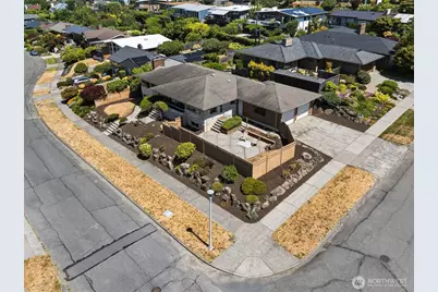 9304 23rd Avenue NW, Seattle, WA 98117 - Photo 5