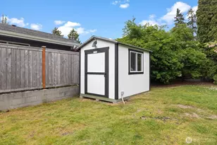 18015 Homeview Dr, Edmonds, WA 98026 - Photo 33