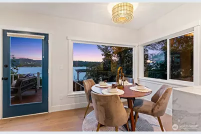 11728 Riviera Place NE, Seattle, WA 98125 - Photo 11