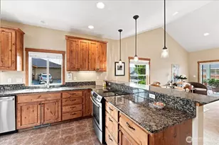 387 Ridgewood Dr, Manson, WA 98831 - Photo 7