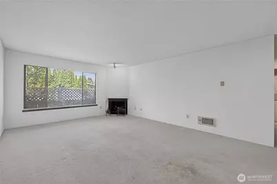 1740 NE 86th Street #101, Seattle, WA 98115 - Photo 13