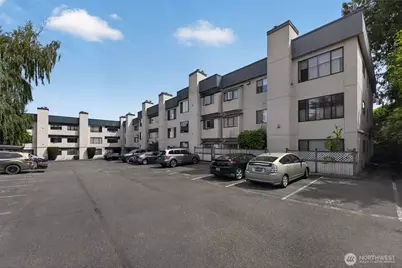1740 NE 86th Street #101, Seattle, WA 98115 - Photo 27