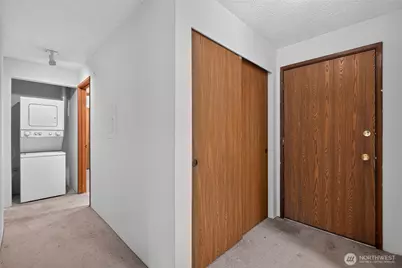 1740 NE 86th Street #101, Seattle, WA 98115 - Photo 15