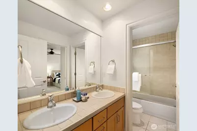 3039 92nd Place NE, Clyde Hill, WA 98004 - Photo 21