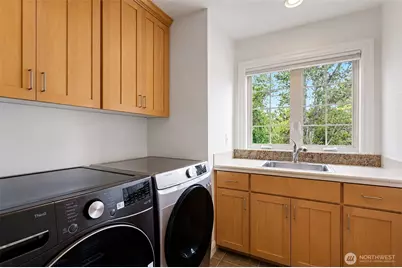 3039 92nd Place NE, Clyde Hill, WA 98004 - Photo 17