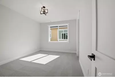 8525 230th Place SW #11, Edmonds, WA 98026 - Photo 27