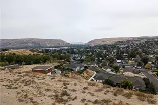 600 Vista Del Sol, Selah, WA 98942 - Photo 5
