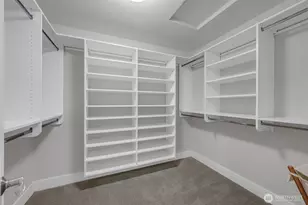 9845 NE 22nd St, Bellevue, WA 98004 - Photo 23