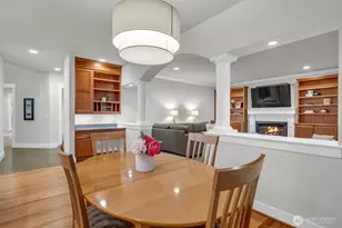 9845 NE 22nd St, Bellevue, WA 98004 - Photo 15
