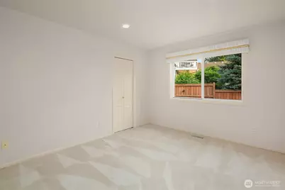 912 Cedar Street, Edmonds, WA 98020 - Photo 23