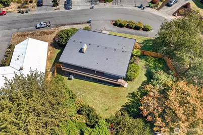 4014 Robin Road W, University Place, WA 98466 - Photo 39