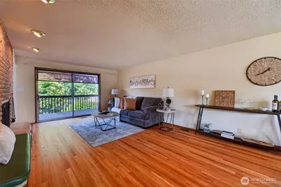 4014 Robin Road W, University Place, WA 98466 - Photo 9