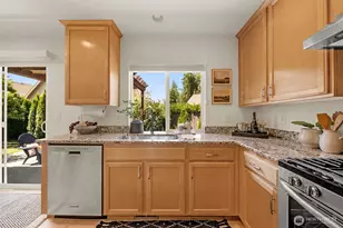 27929 NE 149th Ct, Duvall, WA 98019 - Photo 11