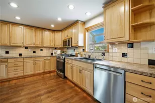 774 Pine St, Lynden, WA 98264 - Photo 13