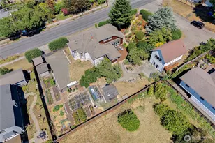 611 Rose St, Port Townsend, WA 98368 - Photo 39