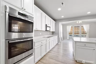 10185 33rd Place NE, Lake Stevens, WA 98258 - Photo 9