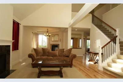 2471 34th Avenue NE, Issaquah, WA 98029 - Photo 7