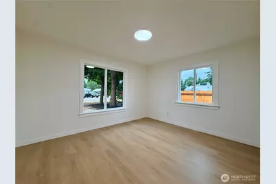 2405 NE 10th Street, Renton, WA 98056 - Photo 27