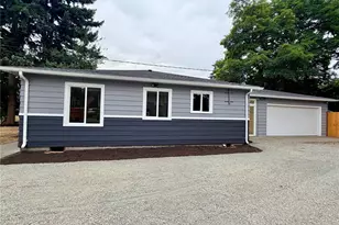 2405 NE 10th St, Renton, WA 98056 - Photo 3