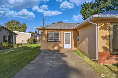 117 NE Cedar Avenue, College Place, WA 99324 - Photo 3