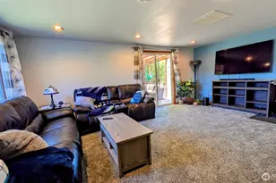 14611 Meadows Ct E, Tacoma, WA 98445 - Photo 7