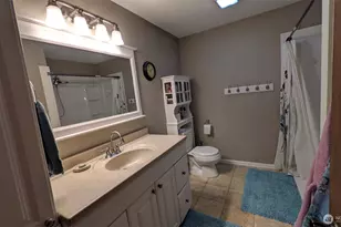 14611 Meadows Ct E, Tacoma, WA 98445 - Photo 11