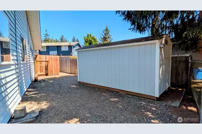 14611 Meadows Court E, Tacoma, WA 98445 - Photo 19