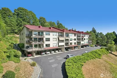 908 East Bay Drive NE #E-104, Olympia, WA 98506 - Photo 1