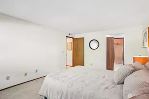908 East Bay Drive Northeast, Olympia, WA 98506 - Photo 17