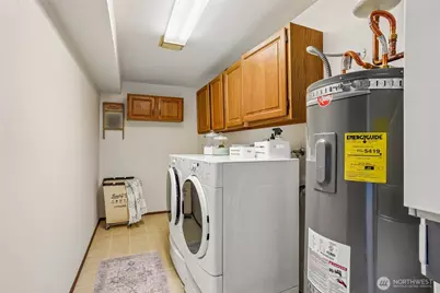 908 East Bay Drive NE #E-104, Olympia, WA 98506 - Photo 13