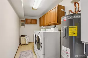 908 East Bay Drive Northeast, Olympia, WA 98506 - Photo 13
