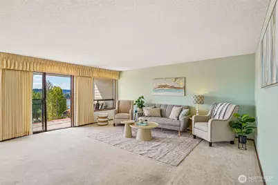 908 East Bay Drive NE #E-104, Olympia, WA 98506 - Photo 3