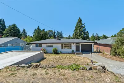 11823 12th Avenue S, Seattle, WA 98168 - Photo 1