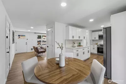 11823 12th Avenue S, Seattle, WA 98168 - Photo 9