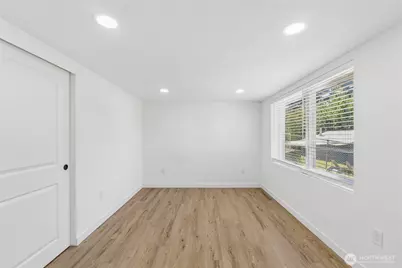 11823 12th Avenue S, Seattle, WA 98168 - Photo 25
