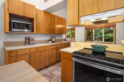 3229 NE 87th Street, Seattle, WA 98115 - Photo 5