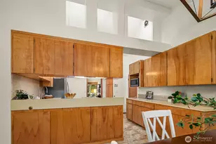 3229 NE 87th St, Seattle, WA 98115 - Photo 7