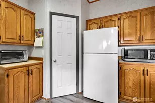 28707 26th Ave E, Roy, WA 98580 - Photo 9