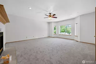 18432 W Lake Desire Dr SE, Renton, WA 98058 - Photo 5