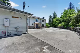18432 W Lake Desire Dr SE, Renton, WA 98058 - Photo 39
