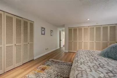 901 129th Place NE, Bellevue, WA 98005 - Photo 13
