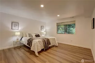 901 129th Pl NE, Bellevue, WA 98005 - Photo 29