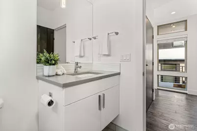 8347 12th Avenue NW, Seattle, WA 98117 - Photo 15