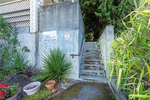 2811 14th Ave W, Seattle, WA 98119 - Photo 27