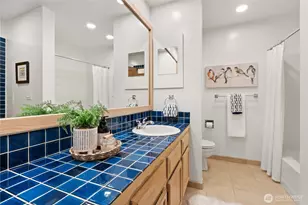 2811 14th Ave W, Seattle, WA 98119 - Photo 23