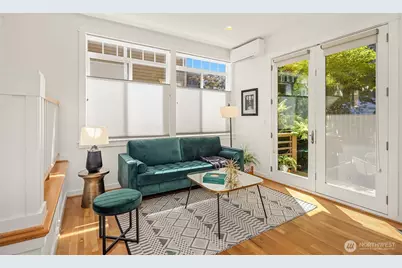 4315 Linden Avenue N #A, Seattle, WA 98103 - Photo 5