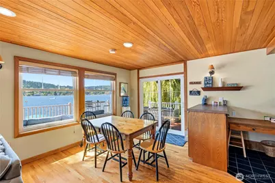 17902 Cove Lane, Mount Vernon, WA 98274 - Photo 9