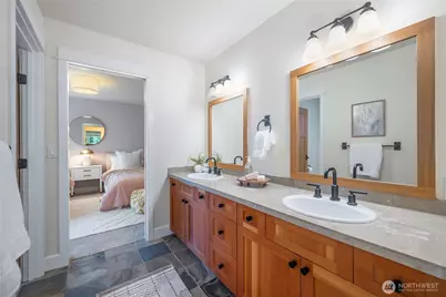 5199 New Sweden Avenue NE, Bainbridge Island, WA 98110 - Photo 33