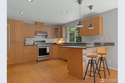 318 161st Place SE, Bothell, WA 98012 - Photo 15