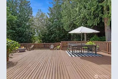 318 161st Place SE, Bothell, WA 98012 - Photo 35